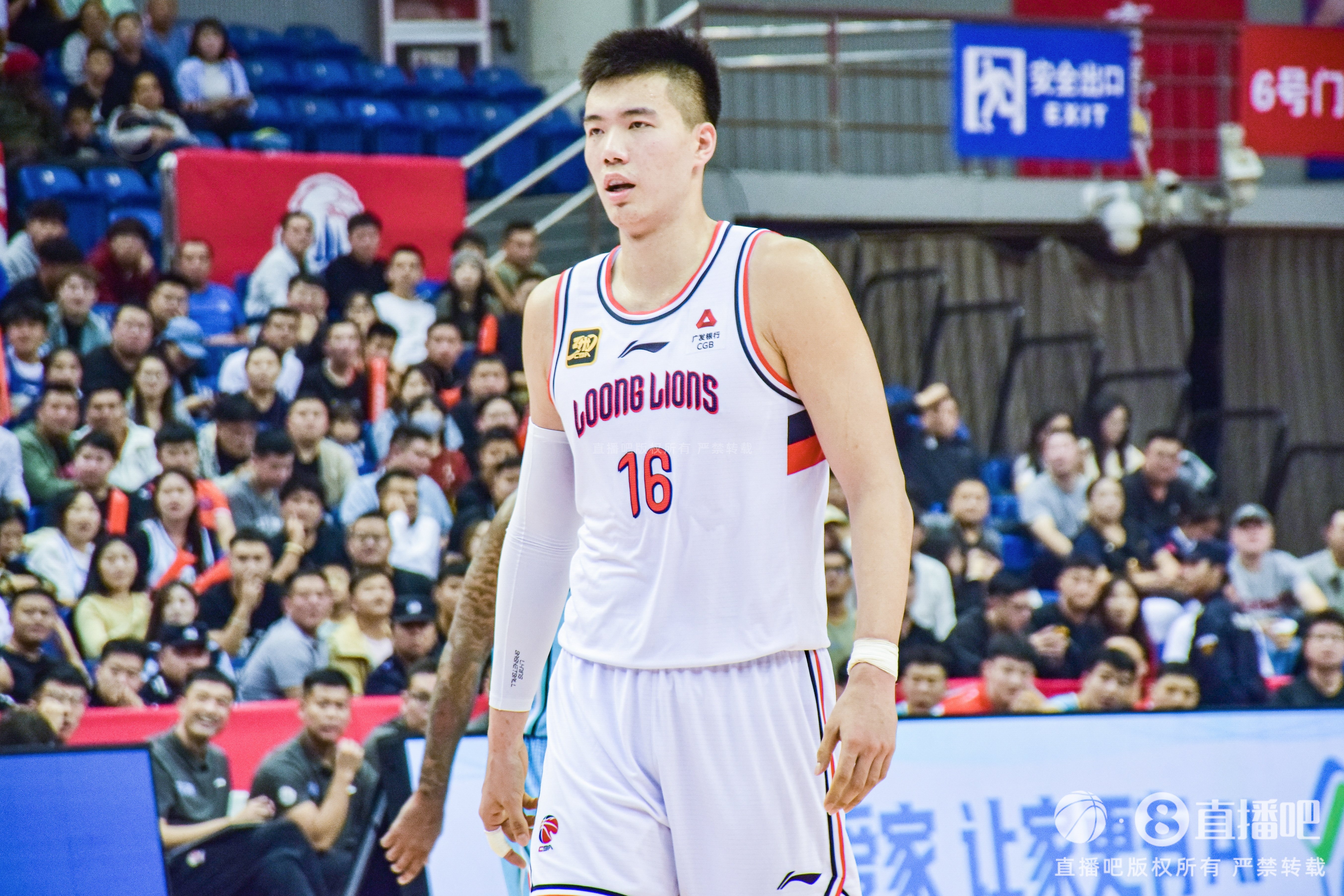 mk体育赛程-广州男篮持续推进焦泊乔转会谈判 已获多家俱乐部实质性报价