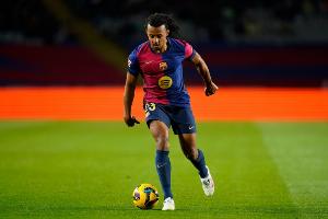 世体:巴萨今天举办孔德的续约仪式,拉波尔塔将出席