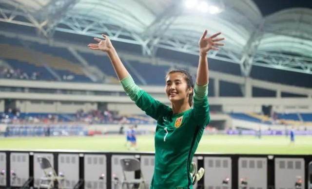 mk体育官网-【早报】足坛狂飙不止，篮球跃跃欲试？