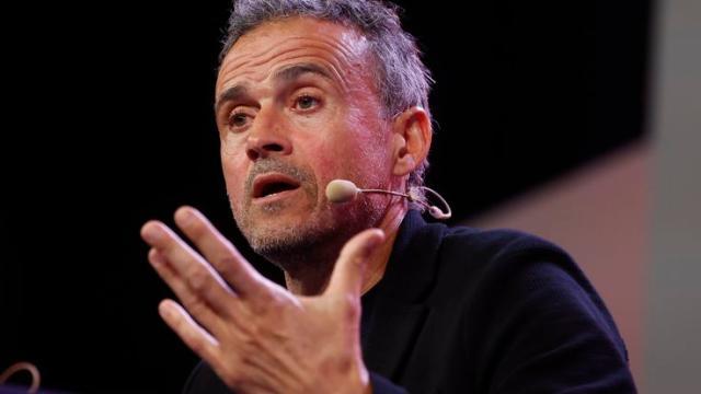 1668174938313011176.jpg mk体育-恩里克谈西班牙名单:最后一刻仍犹豫是否征召法蒂