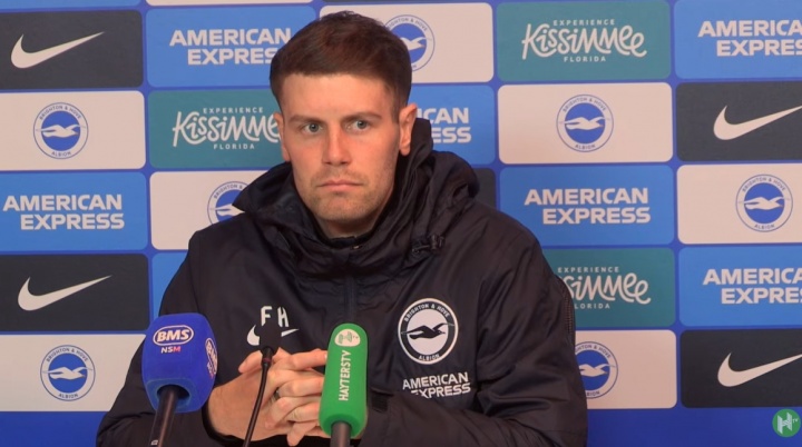 mk体育直播-布莱顿主帅:若踢阿森纳比其它比赛少踢10分钟,球迷花钱看这个?